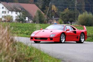 Ferrari F40 1987 года